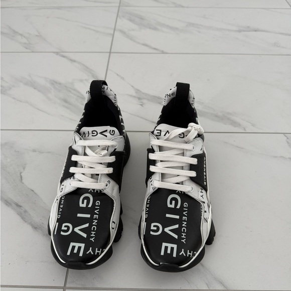 Givenchy Other - Givenchy Monochrome Logo Sneakers